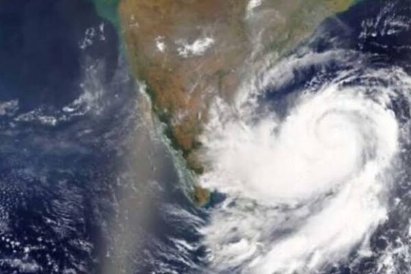 తెలుగు రాష్ట్రాలకు భారీ వర్ష సూచన.. బంగాళాఖాతంలో అల్పపీడనం! తుఫాన్‌గా మారుతుందా?